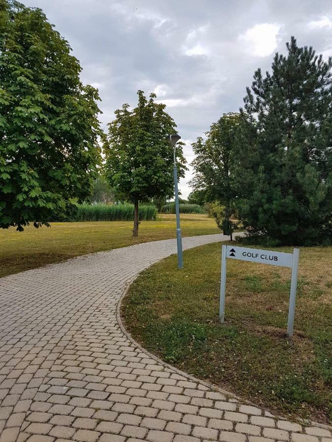 Eliza 1 Birdland Golf Apartman Bük Zewnętrze zdjęcie