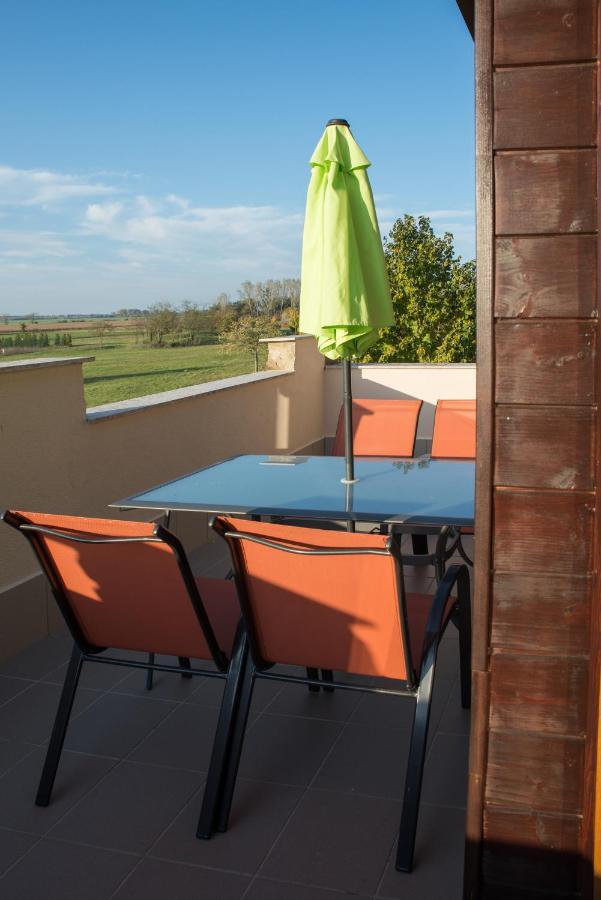 Eliza 1 Birdland Golf Apartman Bük Zewnętrze zdjęcie